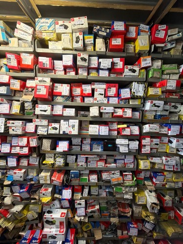 Vintage and modern car parts - vintage,