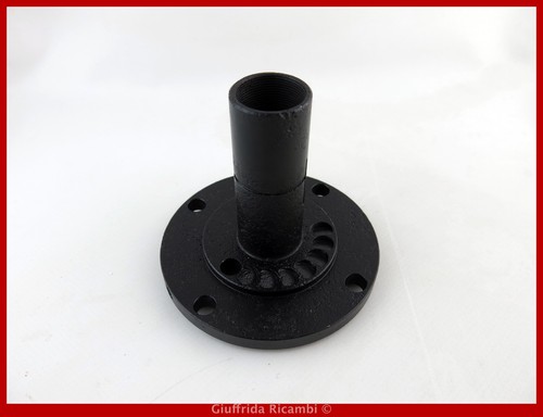 Hub curtains chain control